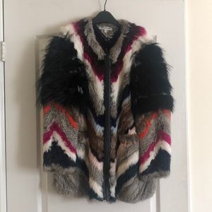 Elizabeth and James Fur Coat Rabbit / Coyote M